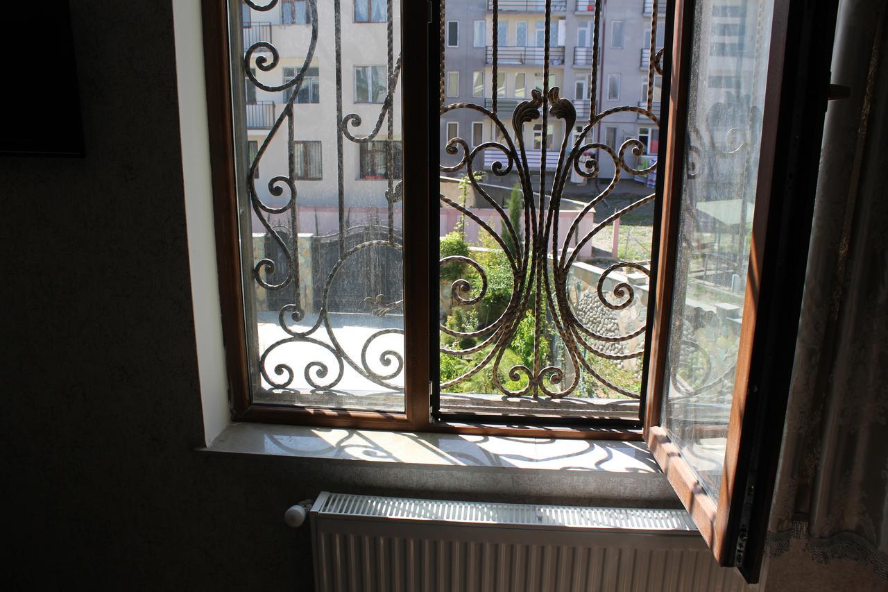 Hotel Mimino Tbilisi Ngoại thất bức ảnh